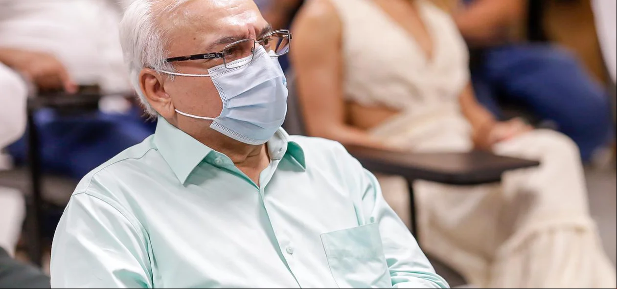 Secretário Adolfo Nunes