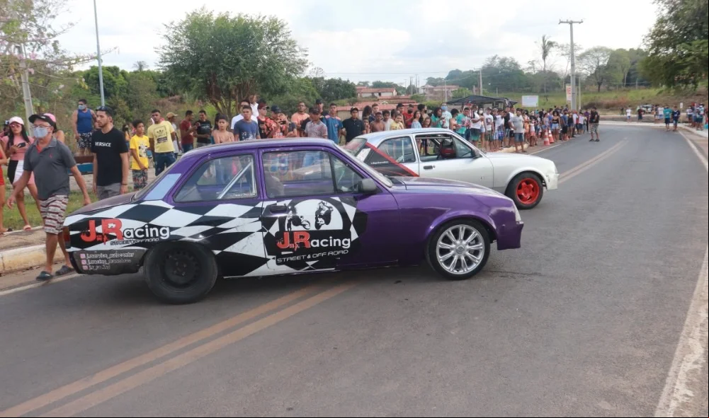 Carro da JR Racing que realizou manobras