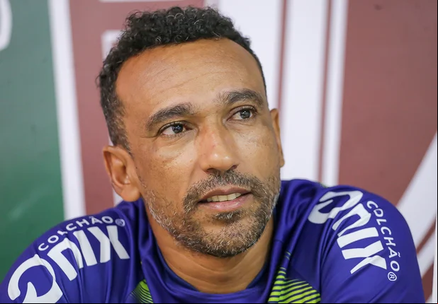 Técnico do Fluminense-PI, Eduardo Santos