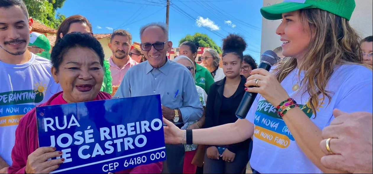 Prefeita Ivanária entrega obras