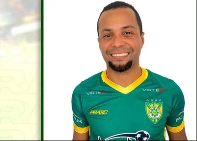 Jairinho, meia do Comercial