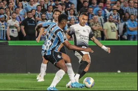 Grêmio x Corinthians: onde assistir, escalações e horário