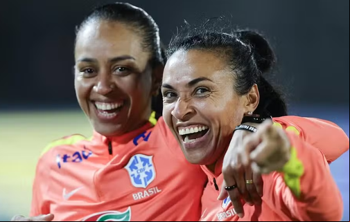 Marta e Adriana juntas na Seleção Brasileira