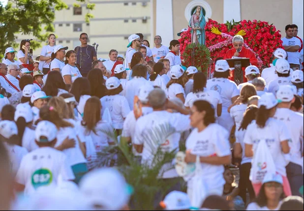 Católicos participam da 24ª Caminhada da Fraternidade em Teresina