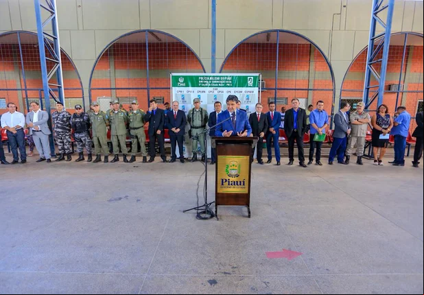 Solenidade de entrega de viaturas no Comando Geral da PM