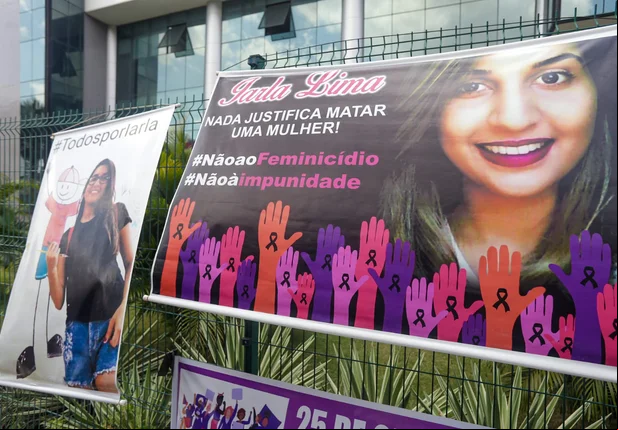 Familiares de Iarla Lima acompanham julgamento de Zé Ricardo