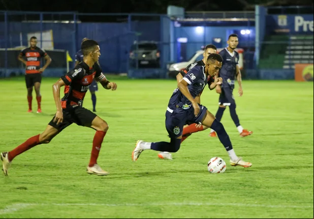 jogo entre Flamengo e Altos pelo campeonato Piauiense